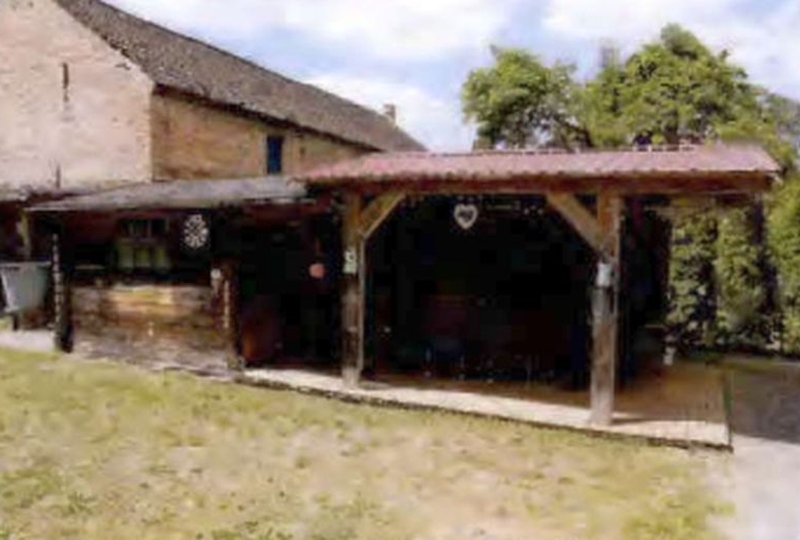 Zweifamilienhaus mit Nebengebäuden in Wilhelmsburg - Bild 4