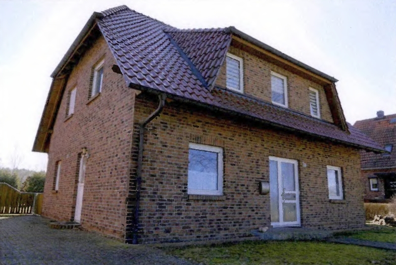 Einfamilienhaus mit Nebengebäuden in Neu Kaliß - Bild 1