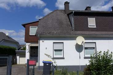 Einfamilienhaus, Doppelhaushälfte in Sinn - Bild 2