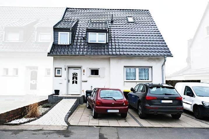 Garage, Doppelhaushälfte in Zülpich - Bild 1