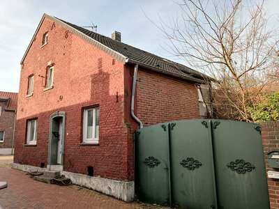 Einfamilienwohnhaus mit Scheunen in Löffelstr. 4, 52525 Waldfeucht - Bild 1
