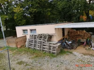 Mehrfamilienhaus und Doppelgarage mit Carport-Anbau in Bachstraße 5, 72127 Kusterdingen OT Jettenburg - Bild 1