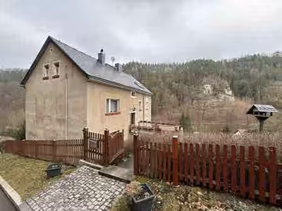 Zweifamilienhaus in Ostrauer Berg 5, 01814 Bad Schandau - Bild 1