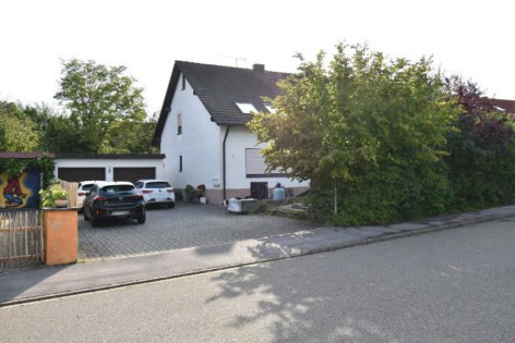 Zweifamilienhaus, Garage in Hilpoltstein - Bild 3