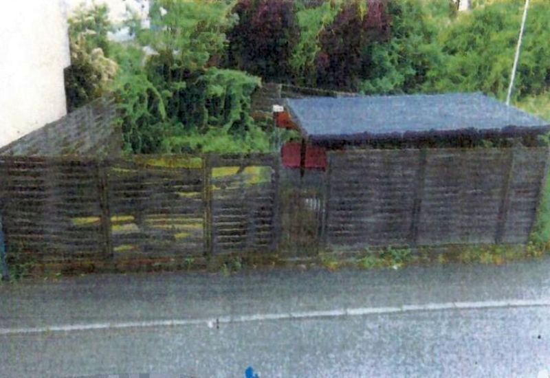 Wohnhaus mit Scheune und Gartengrundstück in Brackenheim - Bild 2