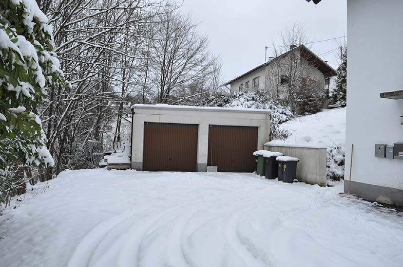 Kfz-Stellplatz, Garage, Mehrfamilienhaus in Engelskirchen - Bild 4