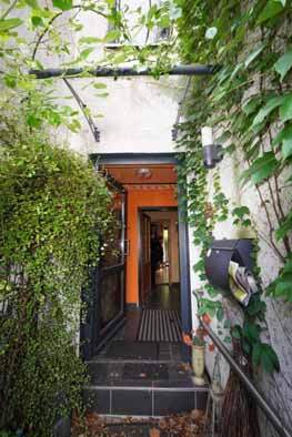 Reihenendhaus in Friedrich-Hegel-Straße 32, 58239 Schwerte, Rosen - Bild 2