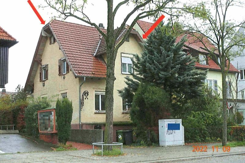 Zweifamilienwohnhaus nebst Werkstattanbau mit Lager und Garage in Stuttgart - Bild 1