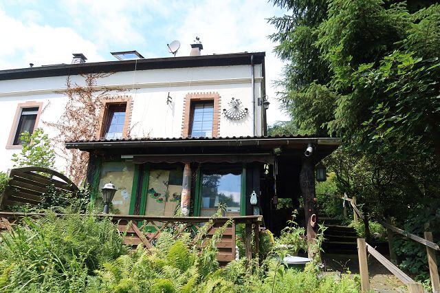 Einfamilien-Doppelhaushälfte mit Nebengebäuden in Herscheid - Bild 2