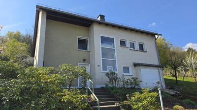 Einfamilienhaus in Am Hopfenberg 32, 59823 Arnsberg, Rumbeck - Bild 1