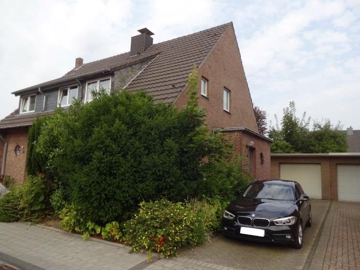 Garage, Doppelhaushälfte in Kempen - Bild 1