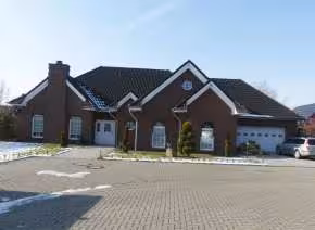 Einfamilienhaus in Martin-Luther-Straße 55, 38315 Schladen - Bild 1