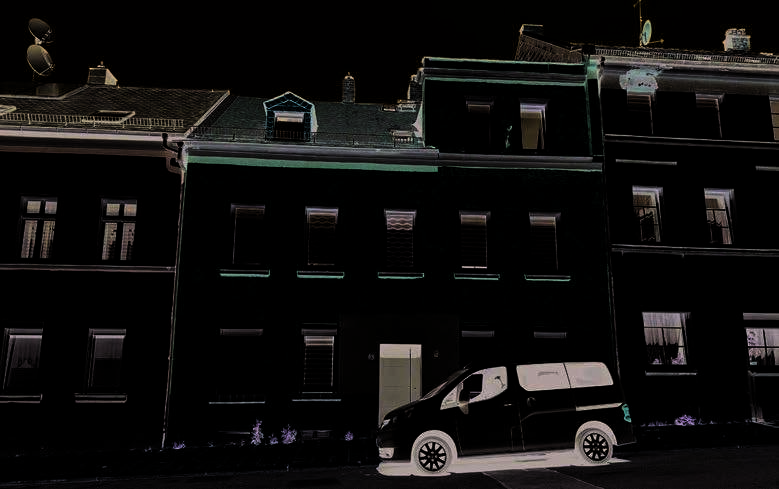 Grundstück mit Dreifamilienhaus bebaut in Hohenberg - Bild 1