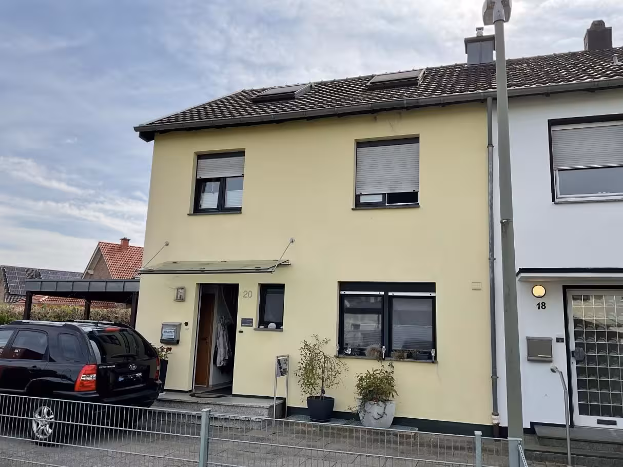 Reihenendhaus in Wassenberg - Bild 1