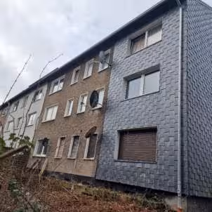 Wohn-/Geschäftshaus, mit 4 Wohnungen und 2 Büroeinheiten, 2 Garagen (innenliegend) in Mülheim an der Ruhr - Bild 4