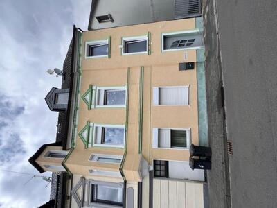 Reihenhaus - Endhaus, Ein- bis Zweifamilienhaus in Ringstr. 8, 42719 Solingen, Ohligs - Bild 2