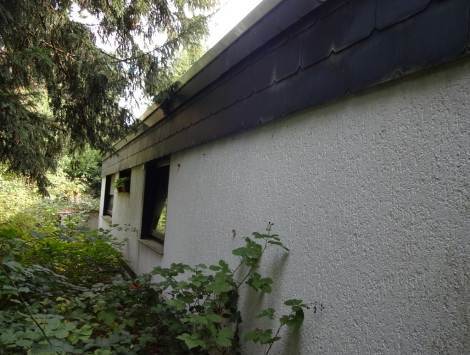 Garage, Einfamilienhaus, Einfamilienwohnhaus mit 2 Apartmentwohnung und Garage in Bochum - Bild 2