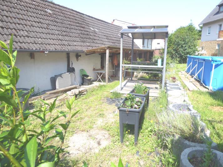 Wohnhaus mit Nebengebäude, PKW-Stellplatz in Dammbach - Bild 3