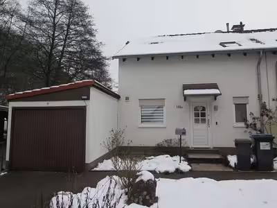 Garage, Doppelhaushälfte, Carport in Heilenbecker Straße 141A, 58256 Ennepetal - Bild 1