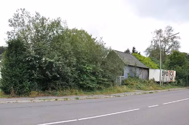 land- und forstwirtschaftlich genutztes Grundstück, Baugrundstück,  Scheune mit Schuppen und Nebenanlagen, Abbruchobjekt in Kürten - Bild 1