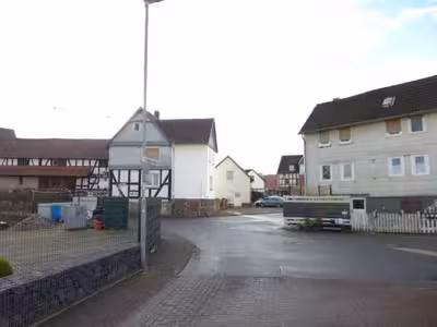 Einfamilienhaus in Brückeberg 13, 35085 Ebsdorfergrund - Bild 2