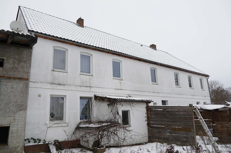 Wohnhaus mit Stallgebäude in Klötze - Bild 1