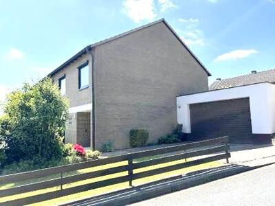 Garage, Doppelhaushälfte in August-Burberg-Str.12, 40822 Mettmann - Bild 1