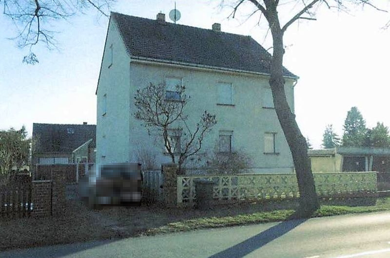 Mehrfamilienhaus mit Nebengebäuden und Doppelgarage in Uebigau-Wahrenbrück - Bild 3