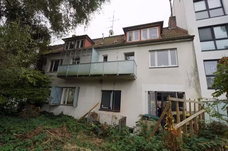 Wohn-/Geschäftshaus in Hamburg - Bild 1