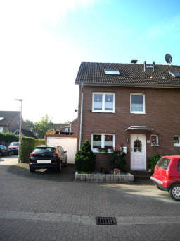 Garage, Einfamilienhaus, Doppelhaushälfte in Oberhausen - Bild 3