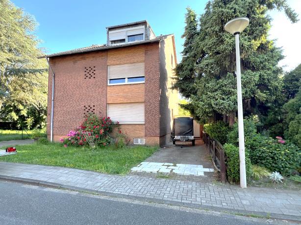 Garage, Mehrfamilienhaus in Oberhausen - Bild 2