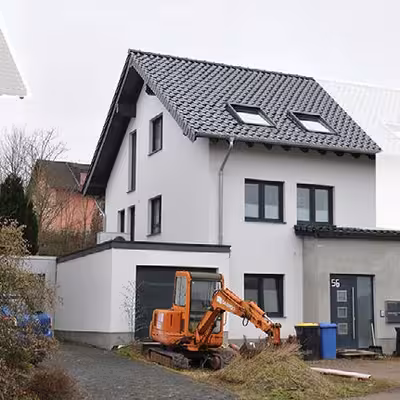 Zweifamilienhaus, Kfz-Stellplatz, Garage, Doppelhaushälfte in Mechernicher Straße 56, 53894 Mechernich, Breitenbenden - Bild 1