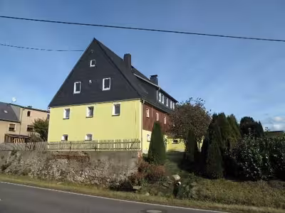 Eigentumswohnung (3 bis 4 Zimmer) in Hauptstraße  56, 09618 Großhartmannsdorf - Bild 1