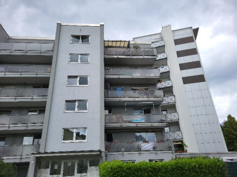 Kfz-Stellplatz (Tiefgarage), Eigentumswohnung (3 bis 4 Zimmer) in Leverkusen - Bild 1