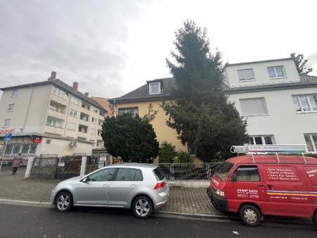 Mehrfamilienhaus in Frankfurt am Main - Bild 2
