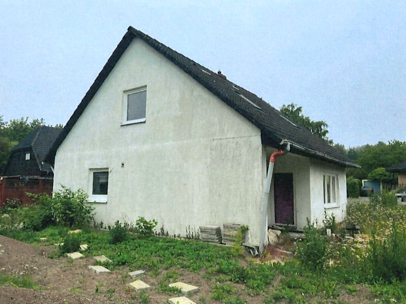 Einfamilienhaus mit Fertiggarage in Oldenburg in Oldenburg in Holstein - Bild 1