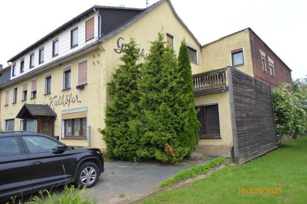 Ehemaliger Gasthof und Wirtschaftsgebäude in Meineringhausen - Bild 2