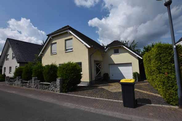 Garage, Einfamilienhaus in Bergkamen - Bild 3
