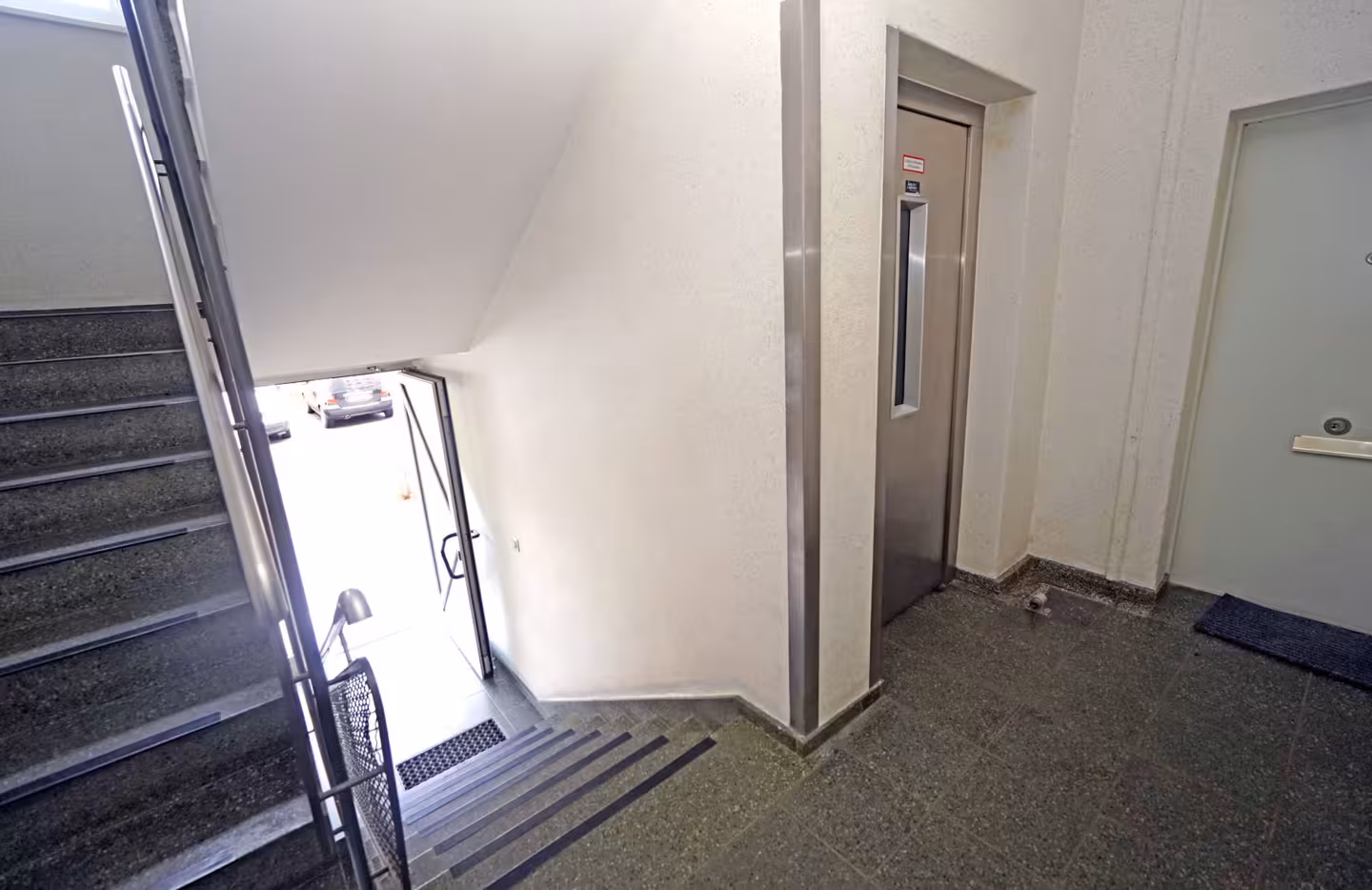 Eigentumswohnung (1 bis 2 Zimmer), sonstiges Teileigentum (z.B. Keller, Hobbyraum) in Berlin - Bild 10
