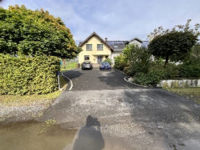 Kfz-Stellplatz, Einfamilienhaus in Siefen 12a, 51467 ;Bergisch Gladbach;Köln, Combüchen - Bild 1