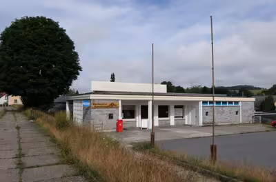 gewerblich genutztes Grundstück in Parkstraße  1, 01904 Neukirch/Lausitz , - Bild 1