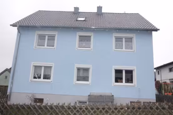 Mehrfamilienhaus in Haselmühl - Bild 1