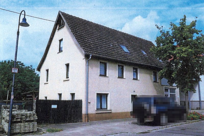 Wohn- und Geschäftshaus nebst abrissreifem Schuppen in Ilsfeld - Bild 1