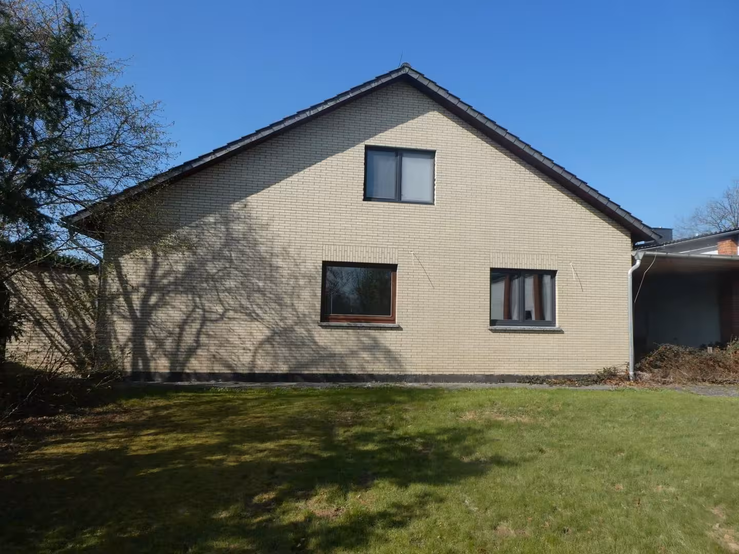 Wohn-/Geschäftshaus, gewerblich genutztes Grundstück in Bückeburg - Bild 3