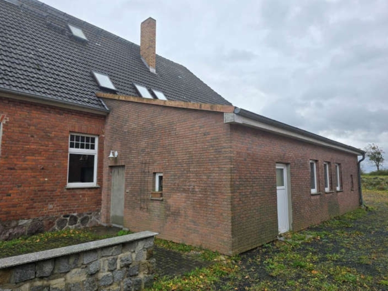 Pension mit Gaststätte und Nebengebäuden in Datzetal - Bild 3