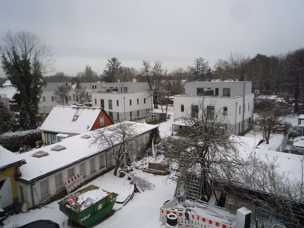 Hinterliegergrundstück mit 1-geschossiger Büroremise, Garage in Berlin - Bild 1