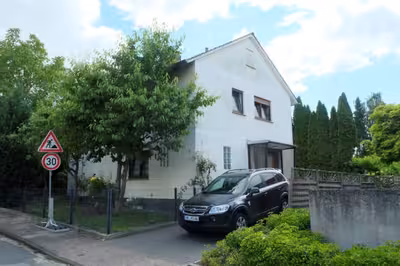 Einfamilienhaus in Schönfeldstraße 1, 32049 Herford - Bild 1