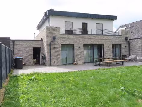 Garage, Einfamilienhaus, Wohnhaus mit 2 PKW-Garagen in Niederzier - Bild 8