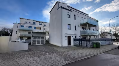 Lfd. Nr. 1 in Eigentumswohnung (3-Zimmer); Lfd. Nr. 2 Tiefgaragenstellplatz: Egerlandstraße  2 u. 2a, 85053 Ingolstadt - Bild 2