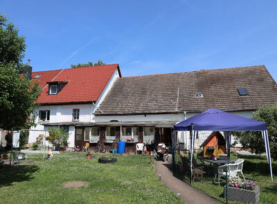 Zweifamilienhaus, Zweifamilienhaus in Schulstraße 7, 99869 Drei Gleichen, Wandersleben - Bild 2
